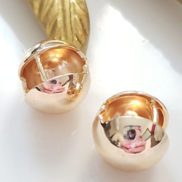 New! Anthro Gold Huggie Earrings - Picture 10 of 12